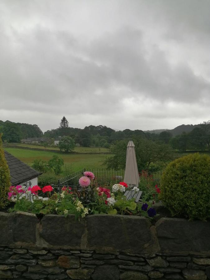 The Brown Horse Inn Winster  Dış mekan fotoğraf