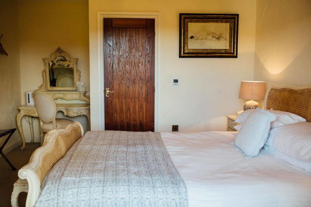 The Brown Horse Inn Winster  Dış mekan fotoğraf